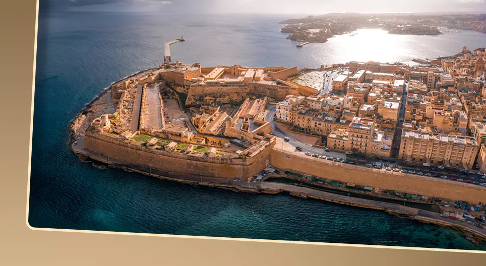 Grand Masters of the Sovereign Military Hospitaller Order of Saint John of Jerusalem and the defence system of the island