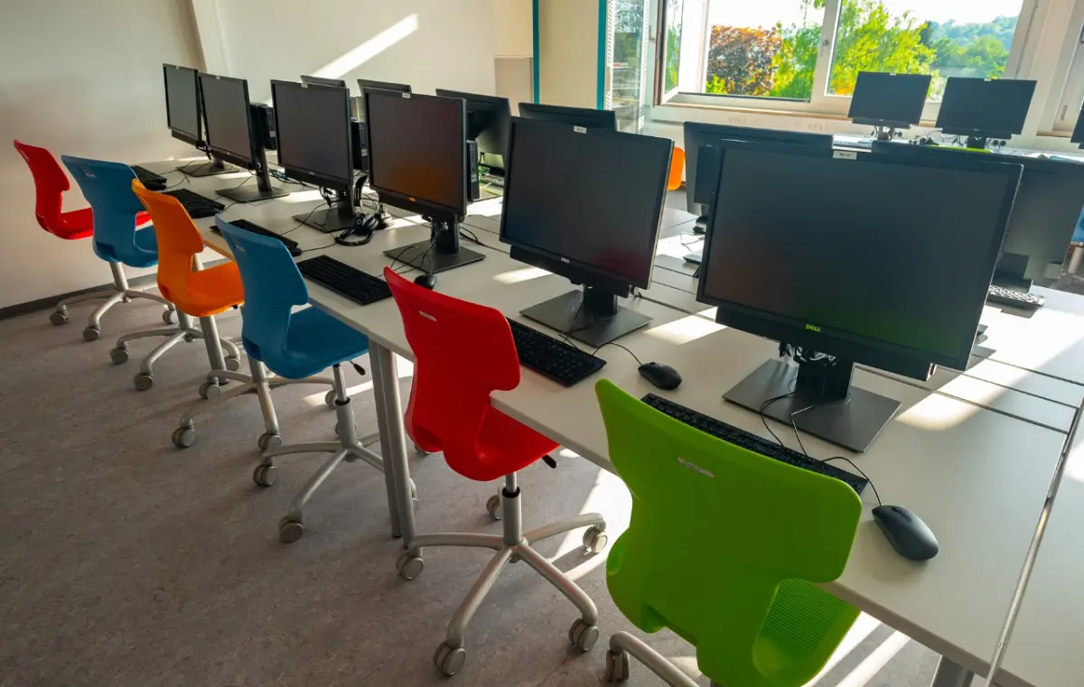 Schelderwald-Schule Oberscheld, Germany: Our first-year experience with MozaBook