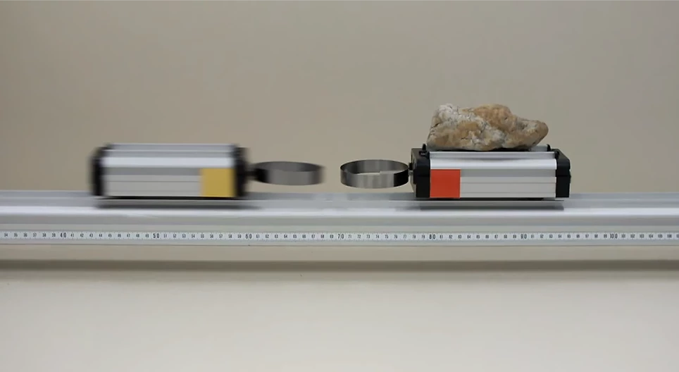 Dynamic mass measurement I.