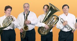 Instrumentos musicais de latão