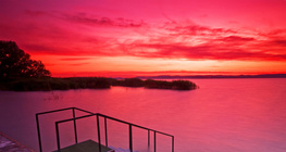 Pôr do sol no lago Balaton (Hungria)