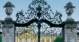 Portão de ferro forjado do Palácio Esterházy em Fertőd
