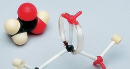 Modelos de espacio lleno y de barras y esferas de la molécula de ácido acético