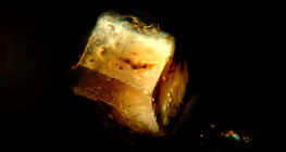 Imagem microscópica de açúcar cristal (3D)