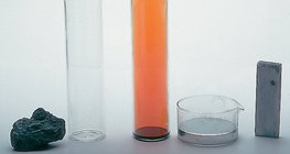 Grafite, oxigênio, bromo, mercúrio e ferro