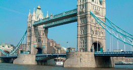 Tower Bridge, em Londres