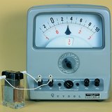 Voltage can be measured between copper and zinc plates if they are placed in dilute sulfuric acid