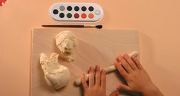 Fazendo anéis de guardanapo de massa de sal - Passo 1