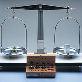 Balanza de dos platillos