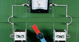 Modelo de un generador de corriente alterna