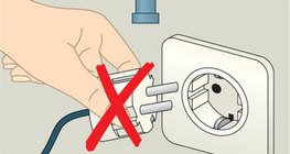 No toques al mismo tiempo un aparato eléctrico y un objeto conectado a tierra