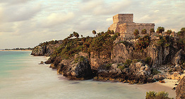 Ruinas de la ciudad maya de Tulum