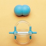 Space-filling and ball-and-stick models of nitrogen molecule