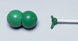 Molécula do cloro: modelos de espaço preenchido e de bolas e varetas