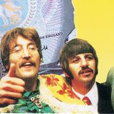 Membros dos Beatles: George Harrison (voz e guitarra), John Lennon (voz e guitarra), Ringo Starr (bateria), Paul McCartney (voz e baixo)
