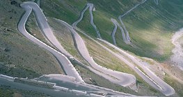 Estradas Serpentinas