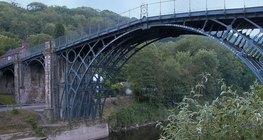 Iron Bridge, a primeira ponte de ferro do mundo