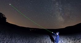 Júpiter e a banda da Via Láctea