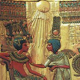 La ilustración del Sol en un relieve egipcio