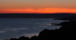 Pôr do sol depois de uma erupção vulcânica