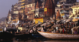 O rio Ganges em Varanasi