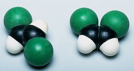 Modelo de preenchimento de espaço da molécula trans e cis-1,2-dicloroeteno