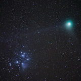 Comet Machholz passing near the Pleiades