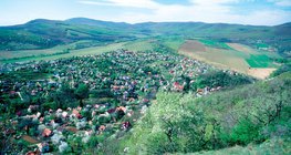 Pueblo en las montañas