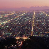 Vista de Los Angeles com o Observatório Griffith em primeiro plano.