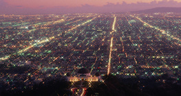 Vista de los Ángeles con el observatorio Griffith