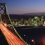 Vista noturna de São Francisco com a Bay Bridge Vista noturna de São Francisco com a Bay Bridge